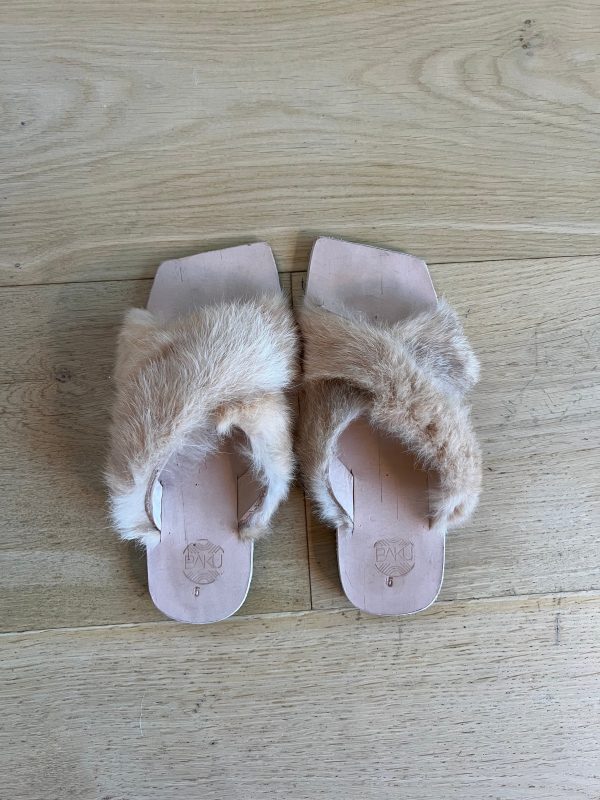 BAKU FUZZY SANDAL    VANILLA For Discount